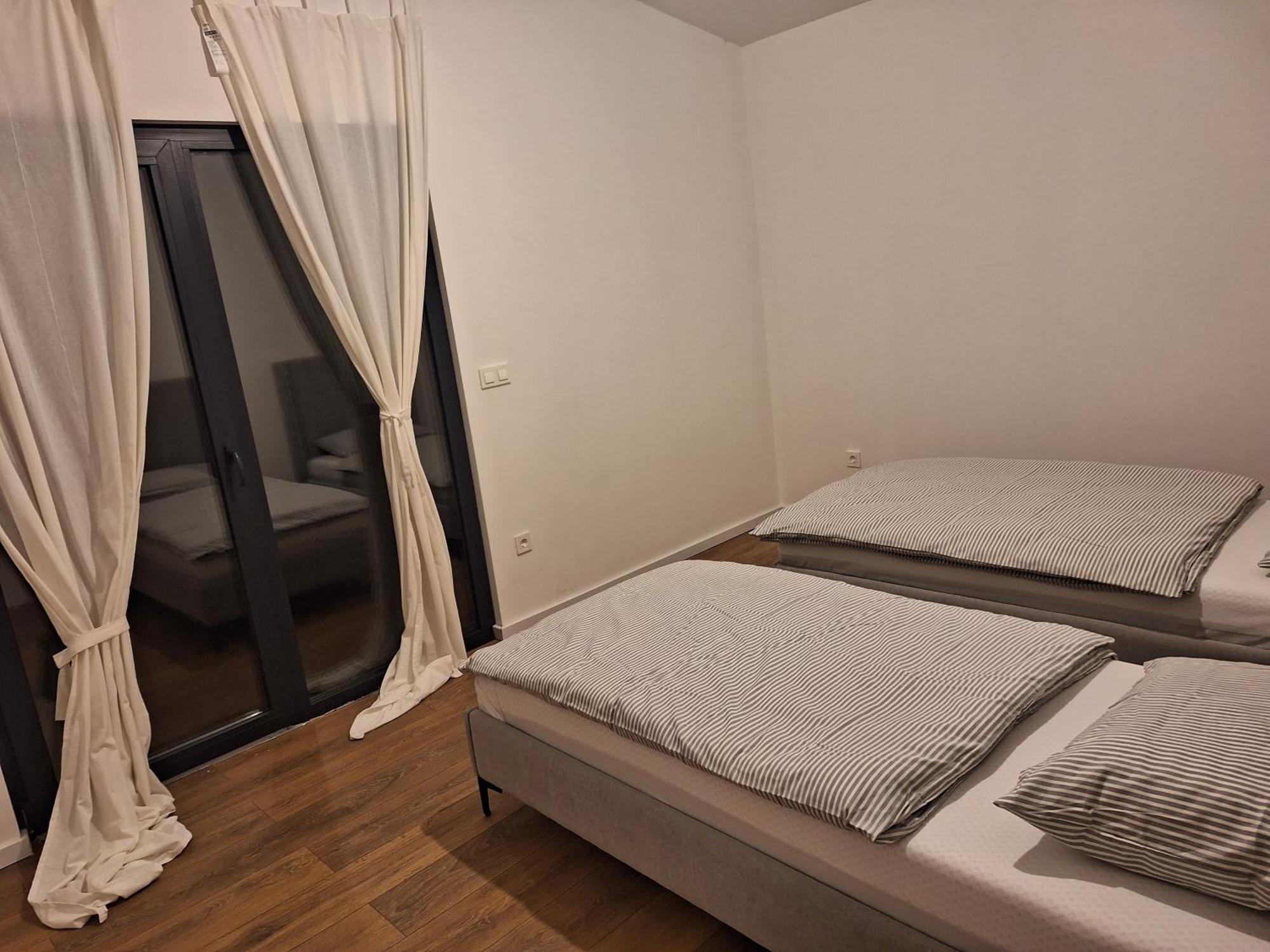Farah Superior Apartments Бихач Номер фото